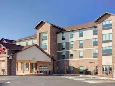 Hampton East 3*