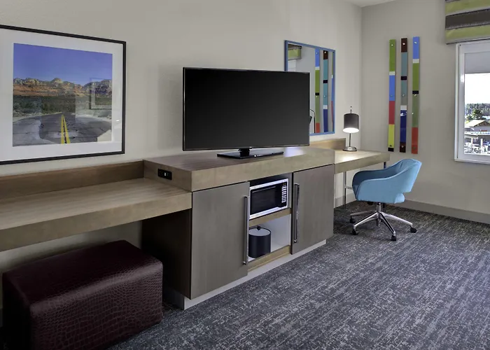Hampton East Hotel 3*