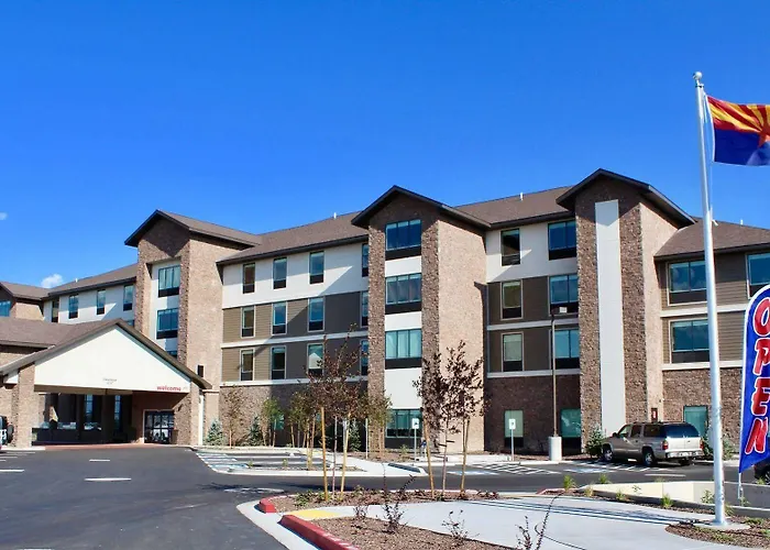 Hampton East Hotel 3*